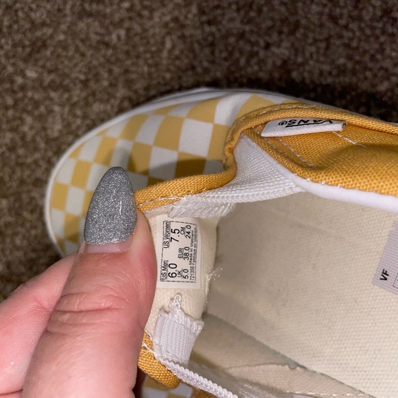 Women’s checkered Vans - Picture 6 of 7